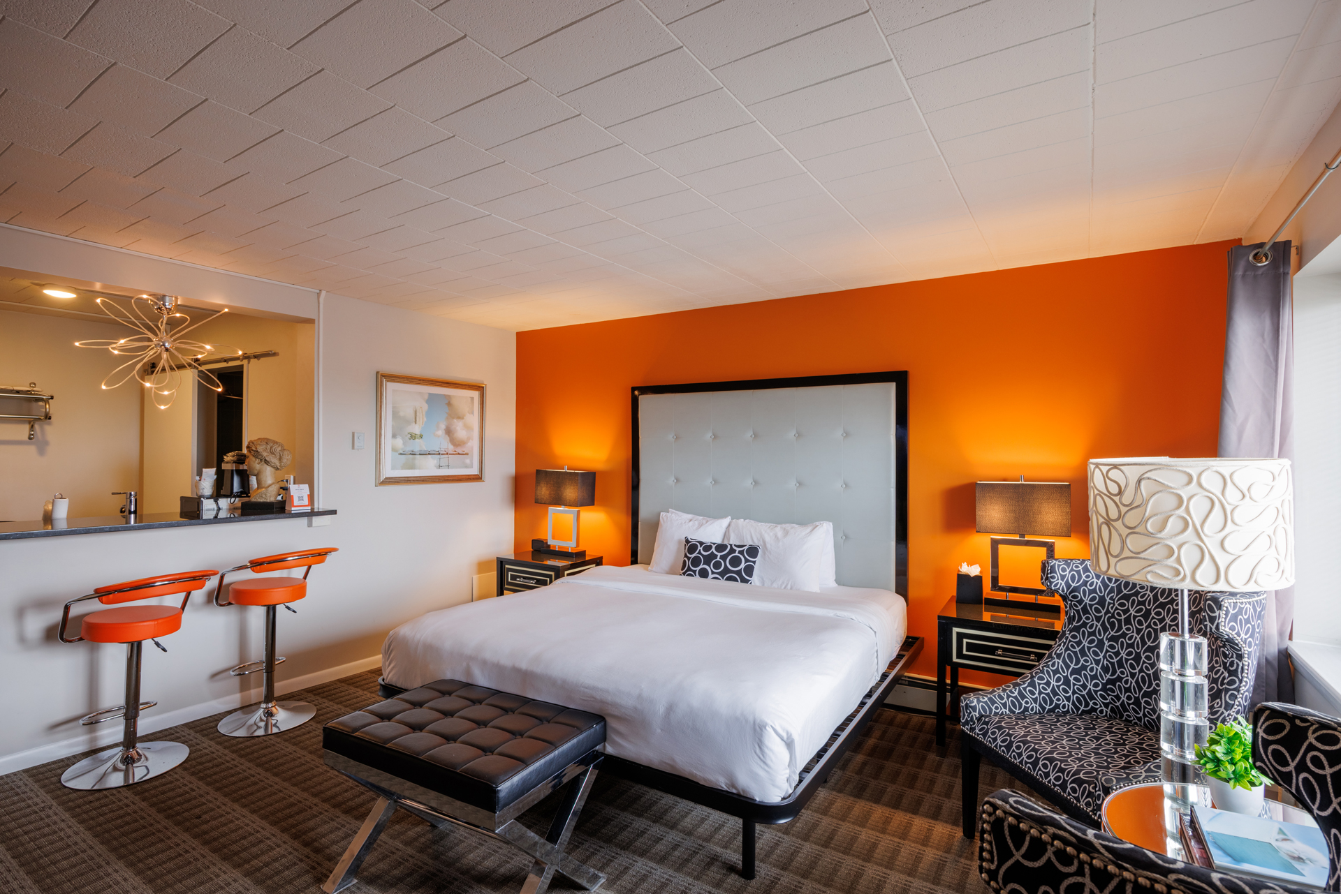 Signature King Retreat